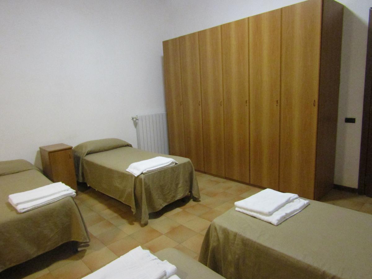 Monastero San Vincenzo - Casa Per Ferie Hotel Bassano Romano Luaran gambar